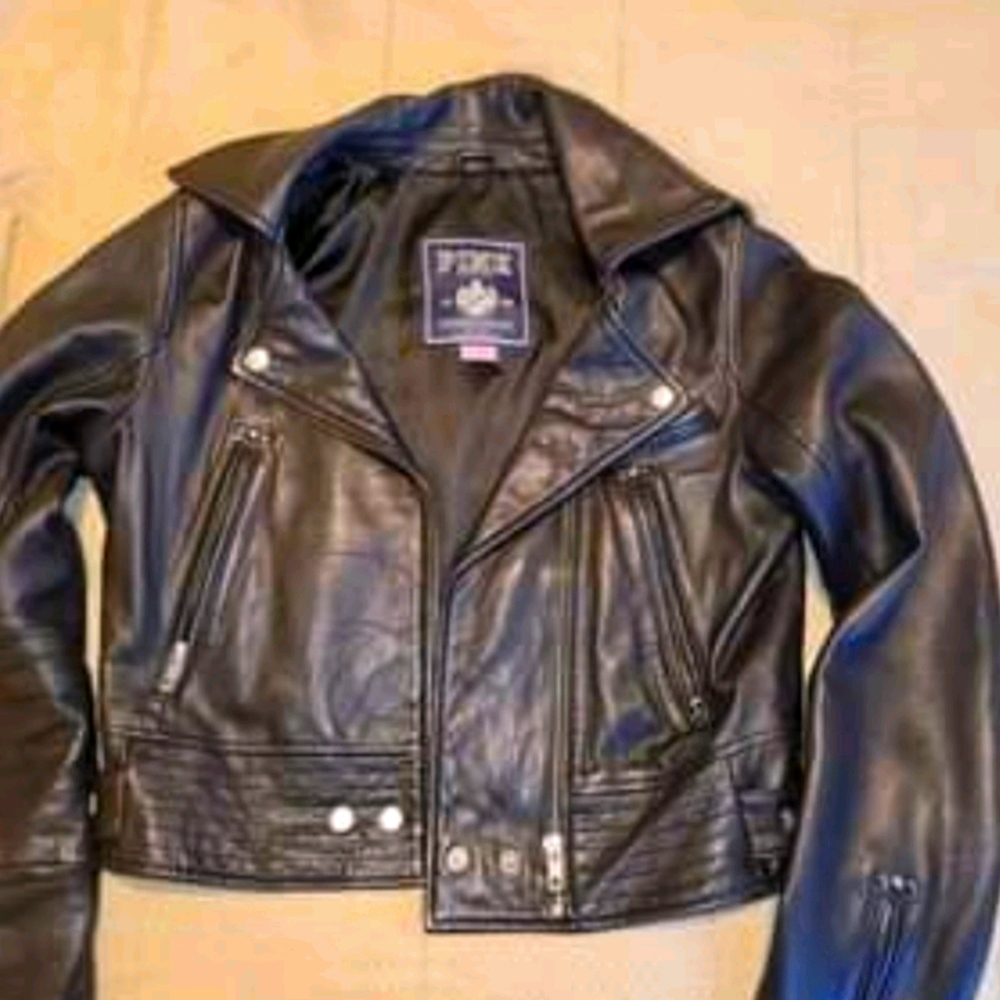 Leather jacket